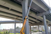 高空作業(yè)平臺出現(xiàn)車身抖動的原因