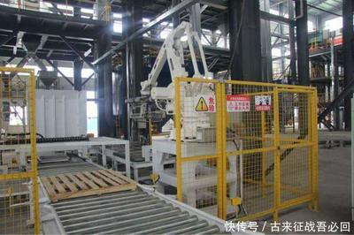 八年身家縮水90億,欠下1億賭債,兒子吃一頓飯花費(fèi)41萬(wàn)